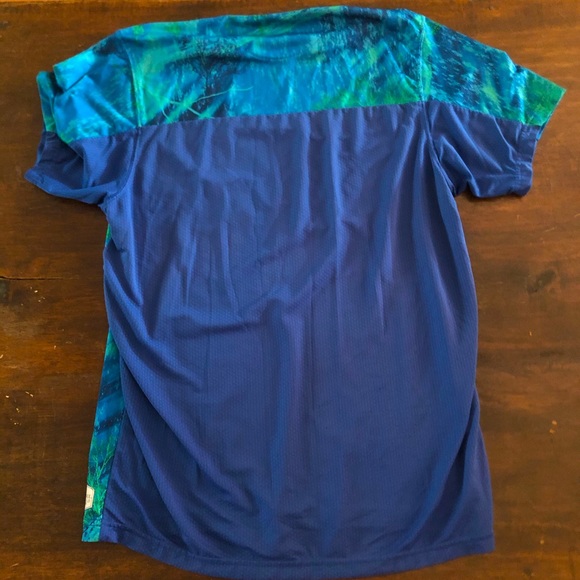 Realtree Fishing Wetshirt - Picture 2 of 3